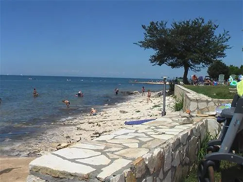 campingin-park-umag-umag-9dwgo