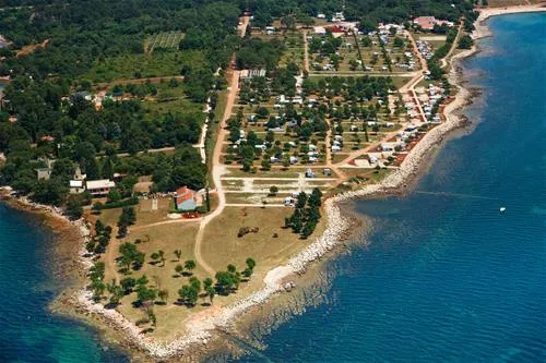 campingin-park-umag-umag-aouxt
