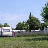 campingin-park-umag-umag-apxfk