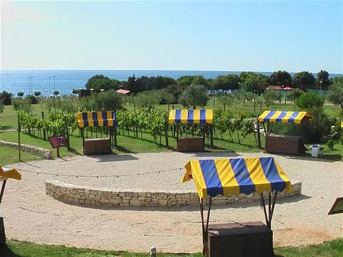 campingin-park-umag-umag-kyzcn