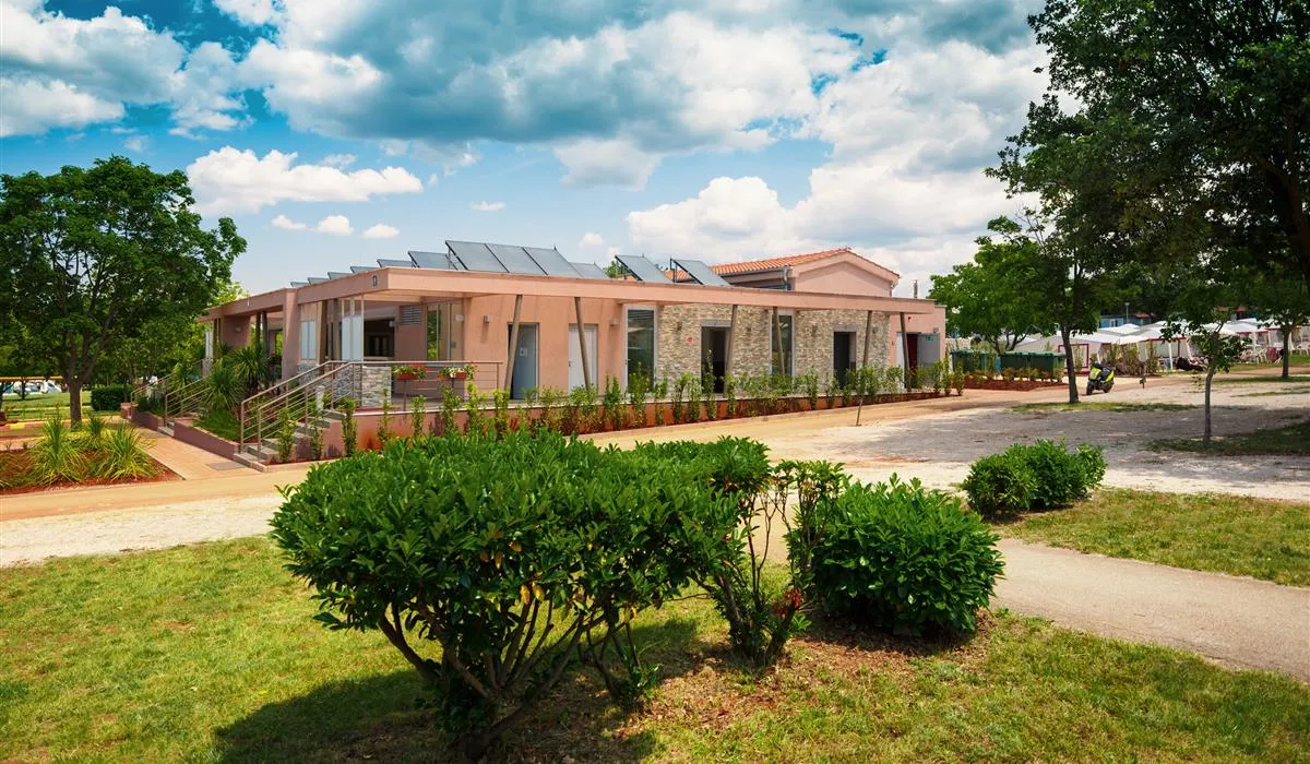 campingin-park-umag-umag-n9ys1