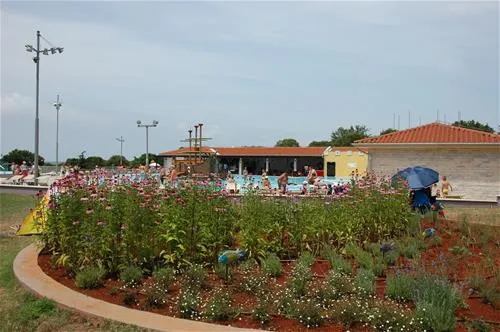 campingin-park-umag-umag-uyigm