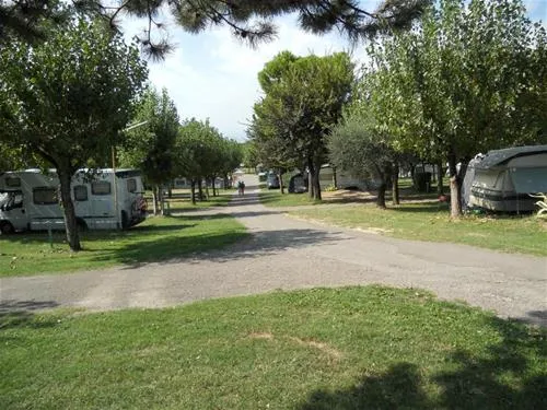camping-fossalta-lazise-alnzw