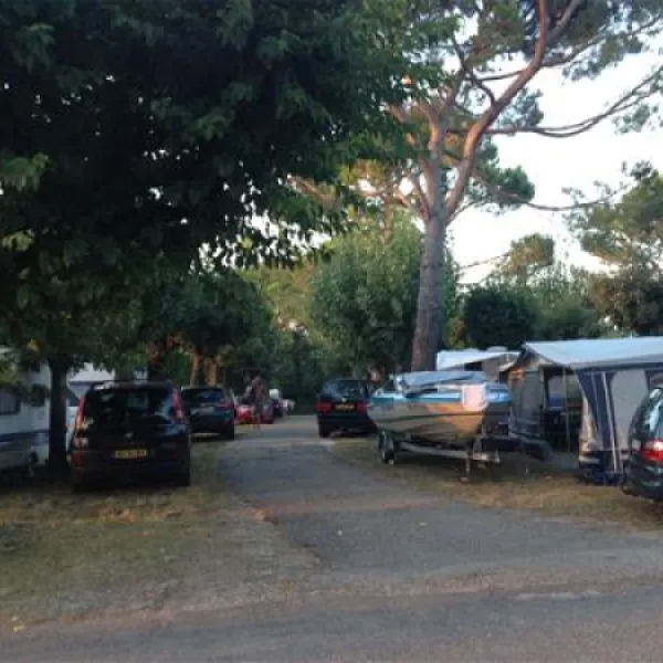 camping-fossalta-lazise-ewg8t