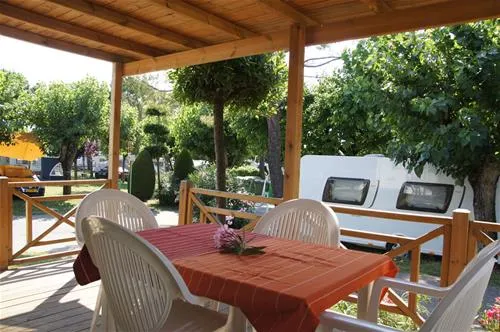 camping-fossalta-lazise-favq1