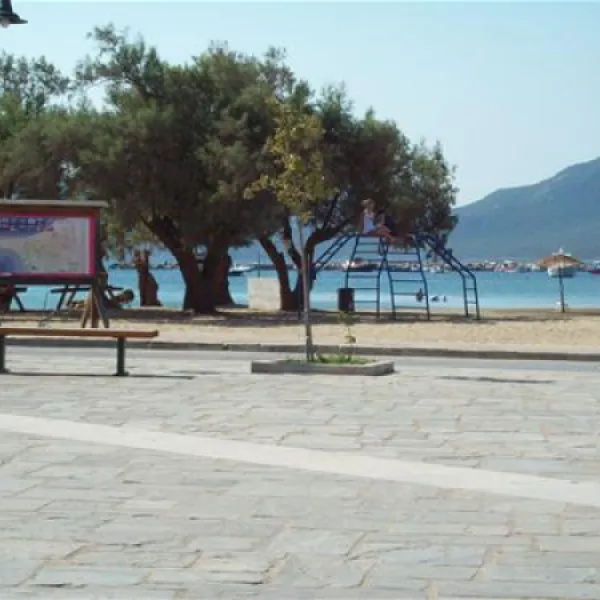 campsite-ammos-methoni-pckqb