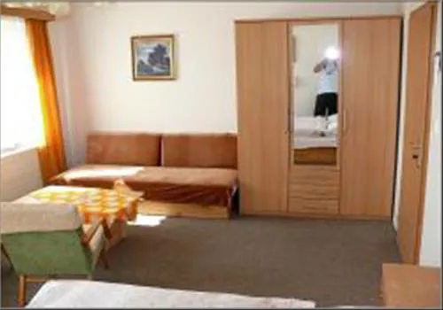 camp-dana-troja-praha-71-troja-61inx
