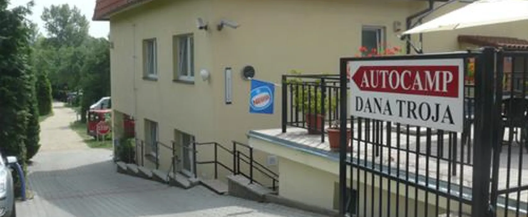 Camp Dana Troja