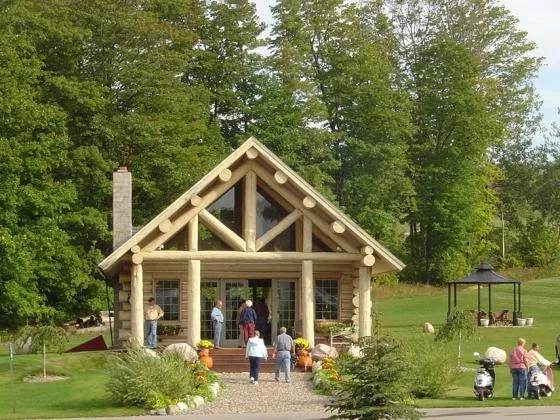 wild-cherry-resort-lake-leelanau-ijd7j