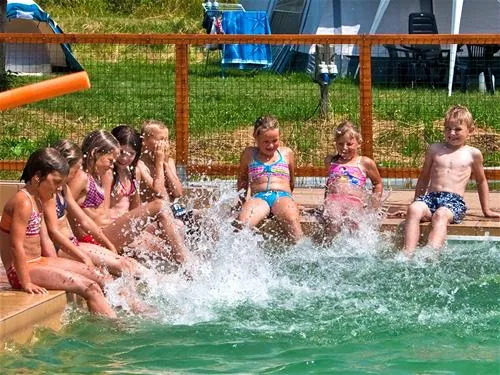 camping-chvalsiny-cesky-krumlov-bn0au