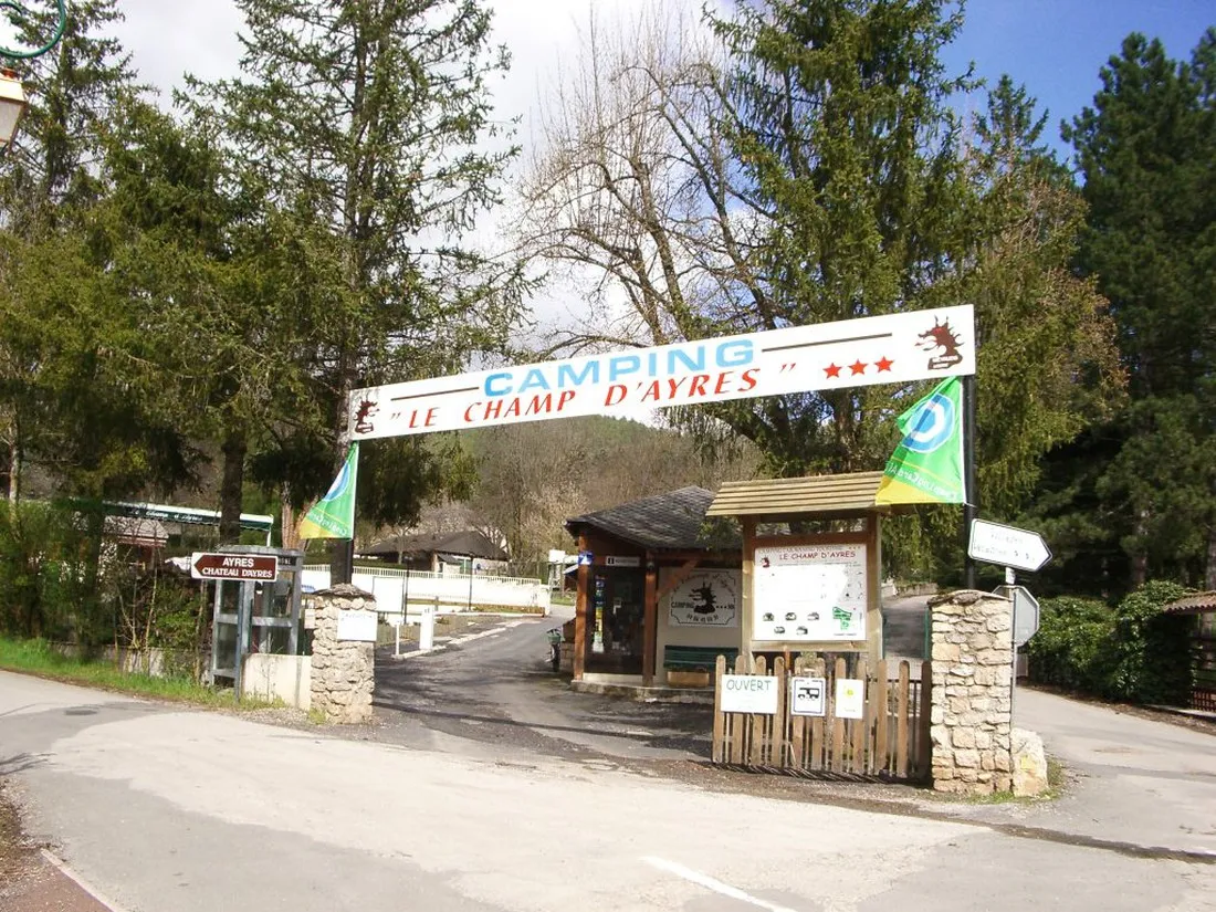 camping-le-champ-dayres-meyrueis-i0tg1