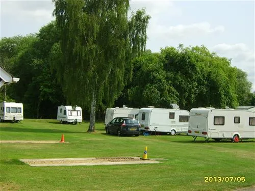 quiet-waters-caravan-park-huntingdon-8wy3o