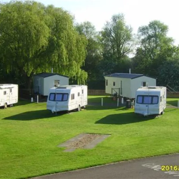 quiet-waters-caravan-park-huntingdon-f3lk0