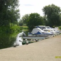 quiet-waters-caravan-park-huntingdon-yklwy