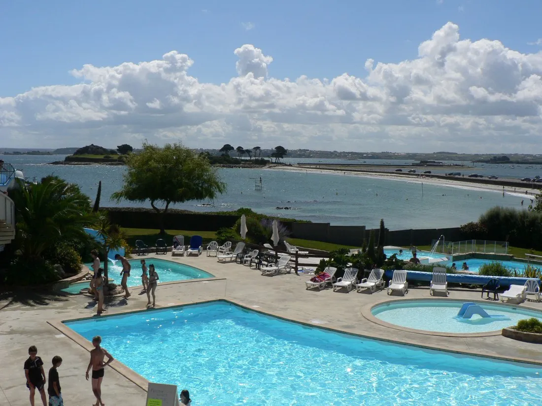 camping-ar-kleguer-saint-pol-de-lon-3h2do