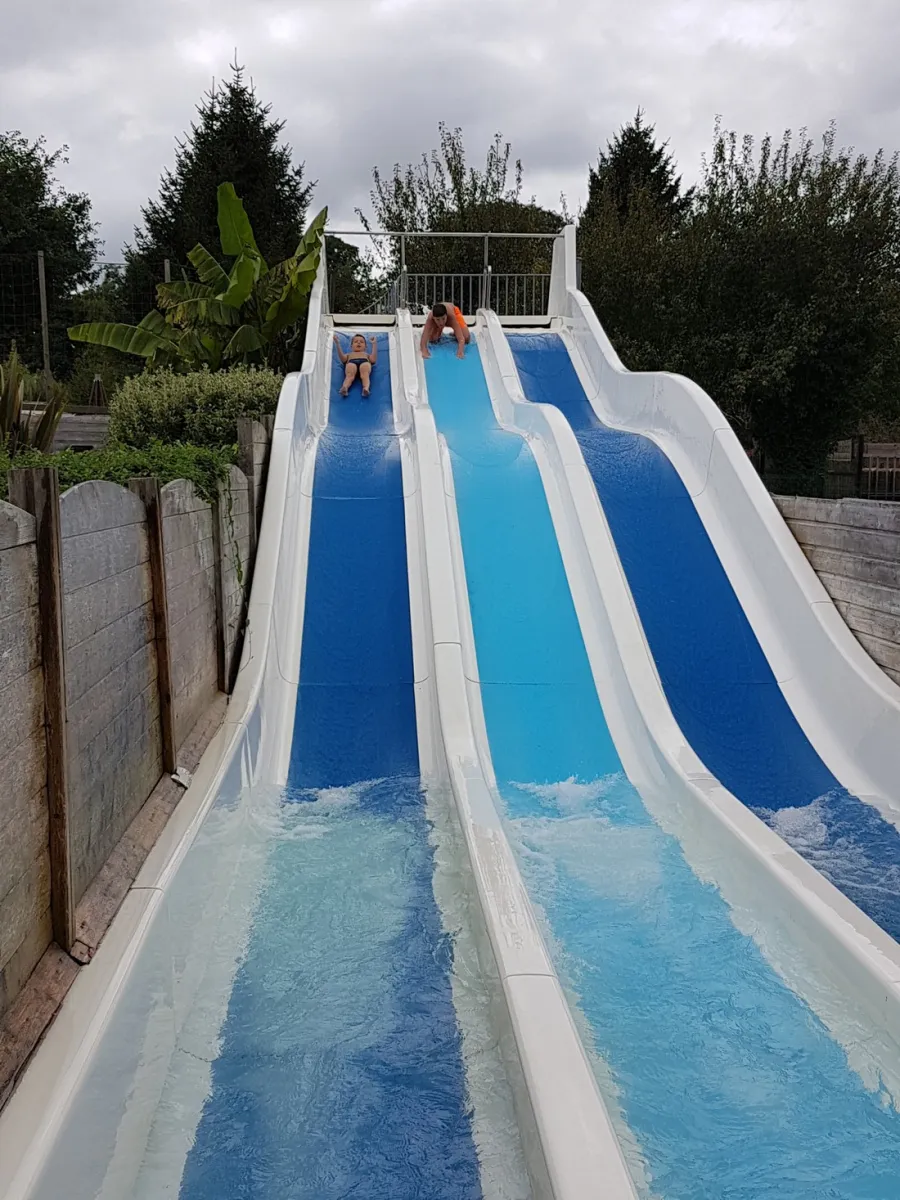 camping-la-roseraie-surrain-czvko