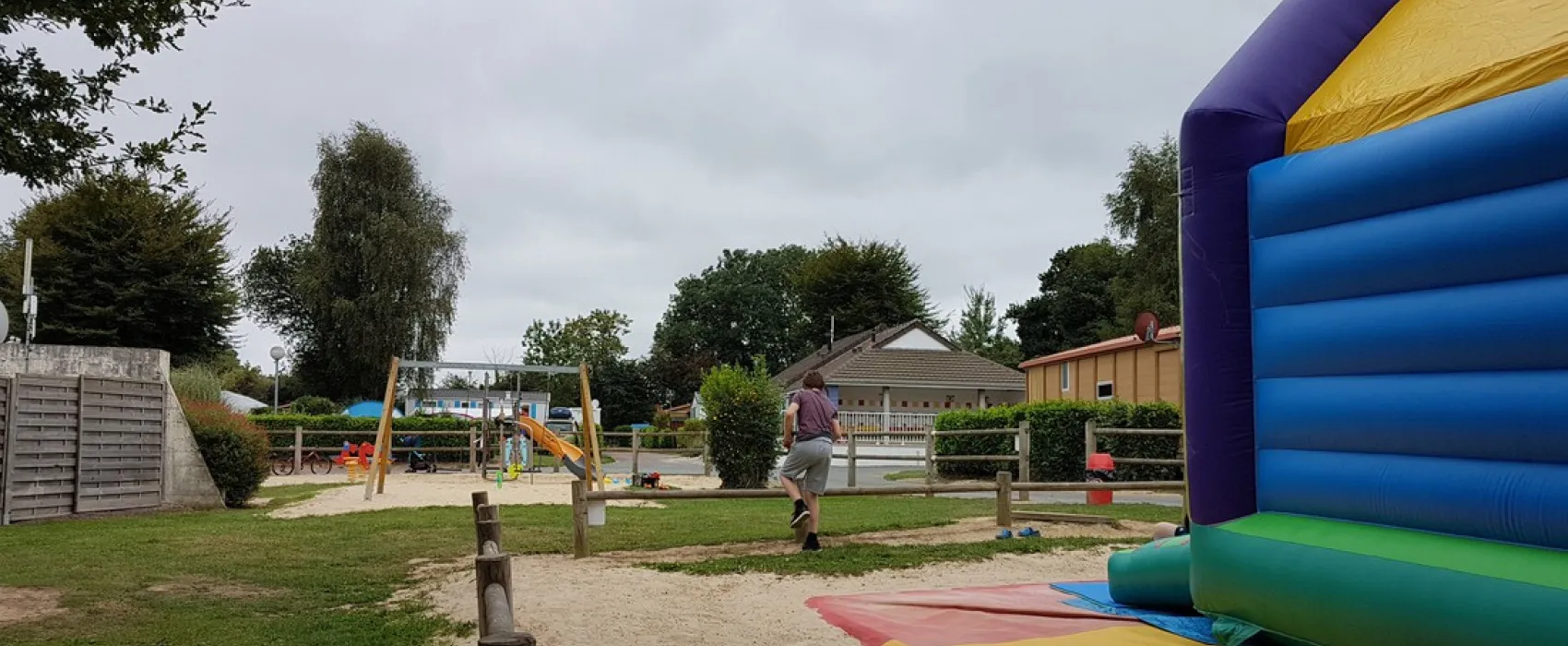 Camping La Roseraie  