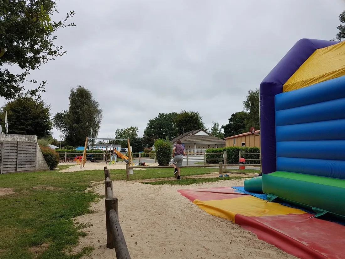 camping-la-roseraie-surrain-w3c1f