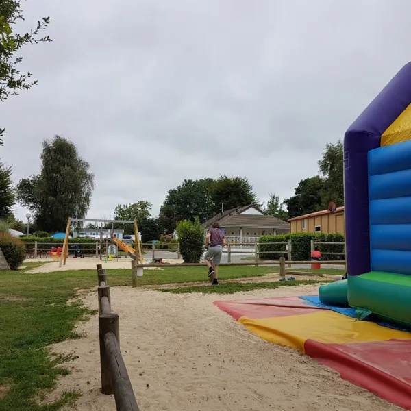 camping-la-roseraie-surrain-w3c1f