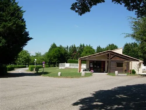 camping-la-porte-dautan-saissac-u2gnd