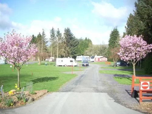 penybont-touring-camp-park-bala-qdmuc