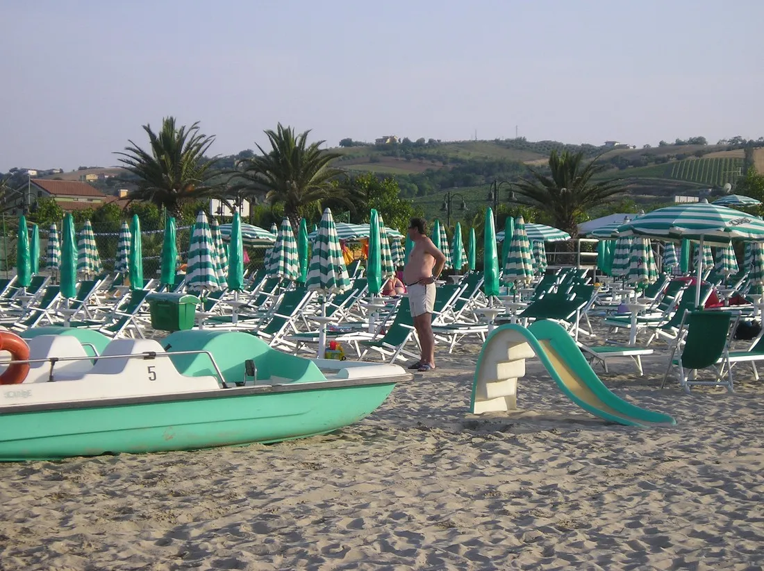 holiday-giulianova-vyyy0
