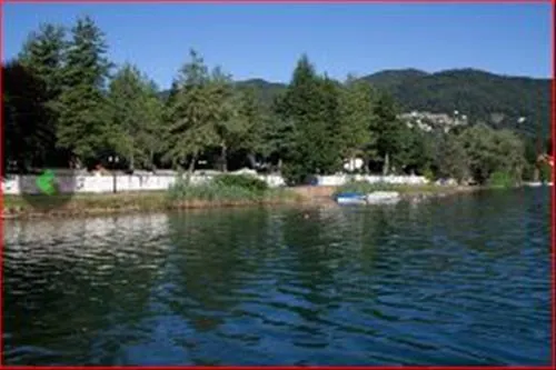 campeggio-international-camping-lavena-ponte-tresa-ngoyb
