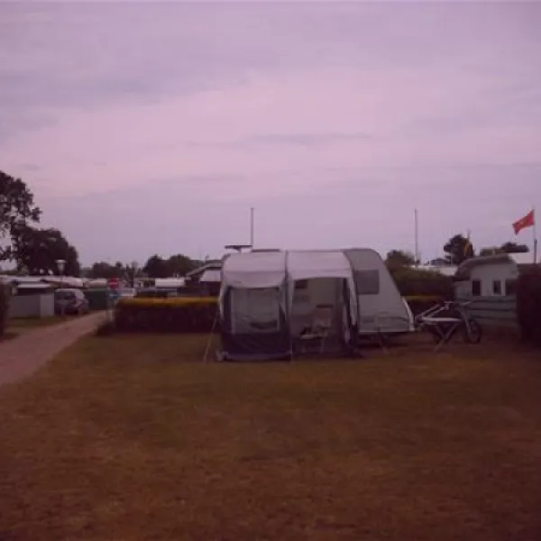 campingplatz-hanseatic-grmitz-lensterstrand-irr9z