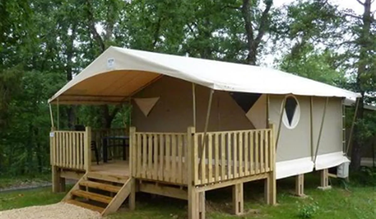 camping-municipal-la-cabane-verte-moux-en-morvan-ejk5p