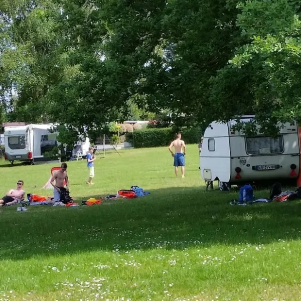 campingplatz-blauer-see-lnne-hznwn
