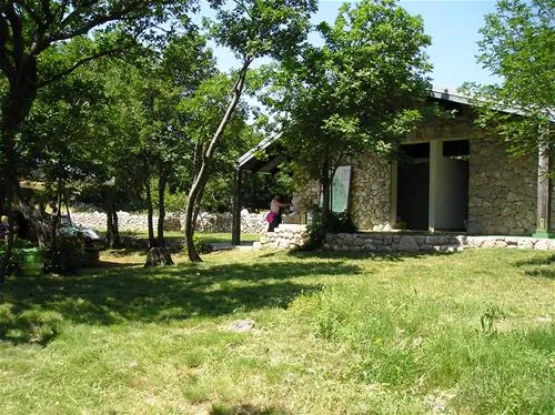 camping-vrata-velebita-tribanj-kruscica-y4u1d