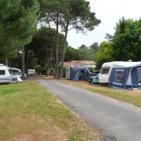 camping-les-varennes-le-bois-plage-pnciy