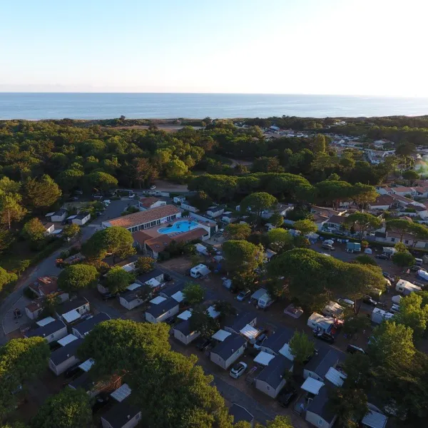 camping-les-varennes-le-bois-plage-vqxom