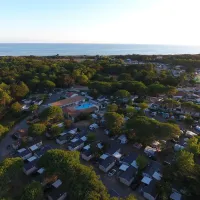 camping-les-varennes-le-bois-plage-vqxom