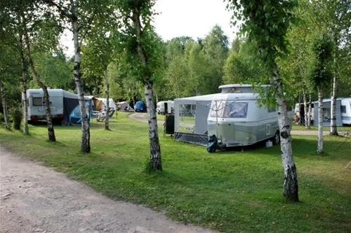 camping-aire-naturelle-du-champ-de-roches-barbey-seroux-7wop0