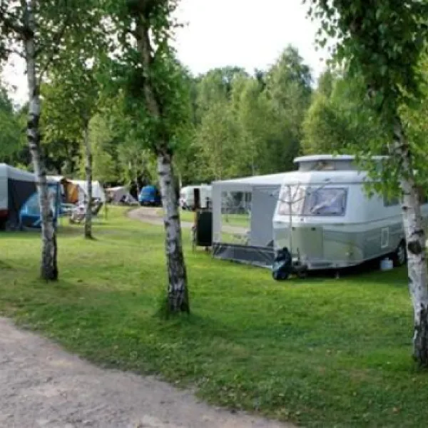 camping-aire-naturelle-du-champ-de-roches-barbey-seroux-7wop0