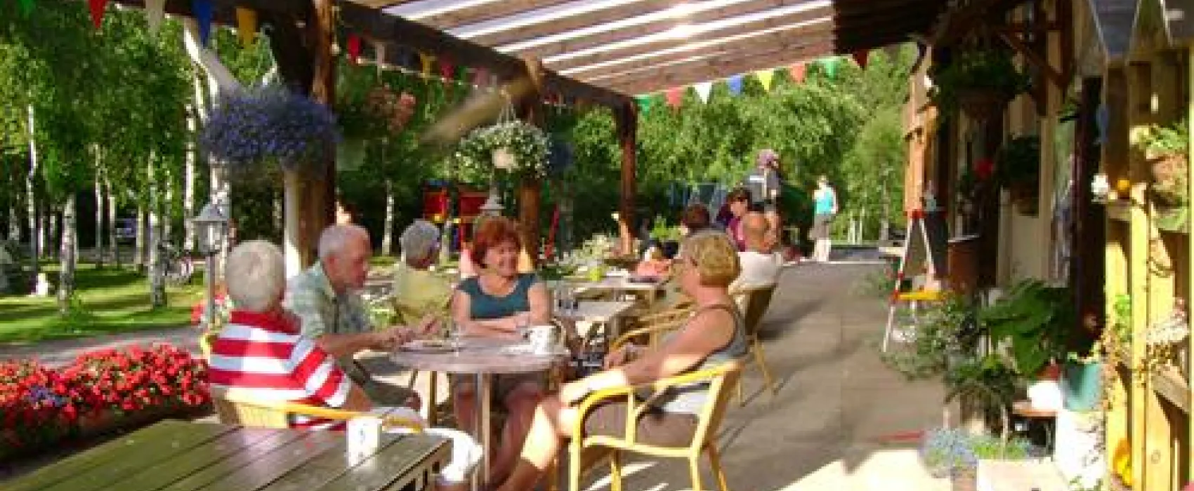 Camping aire naturelle du Champ de Roches  