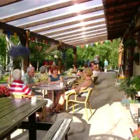 camping-aire-naturelle-du-champ-de-roches-barbey-seroux-sxniw