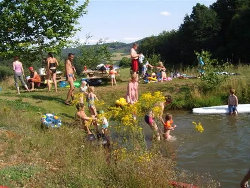 camping-la-fort-du-morvan-larochemillay-nu6hb