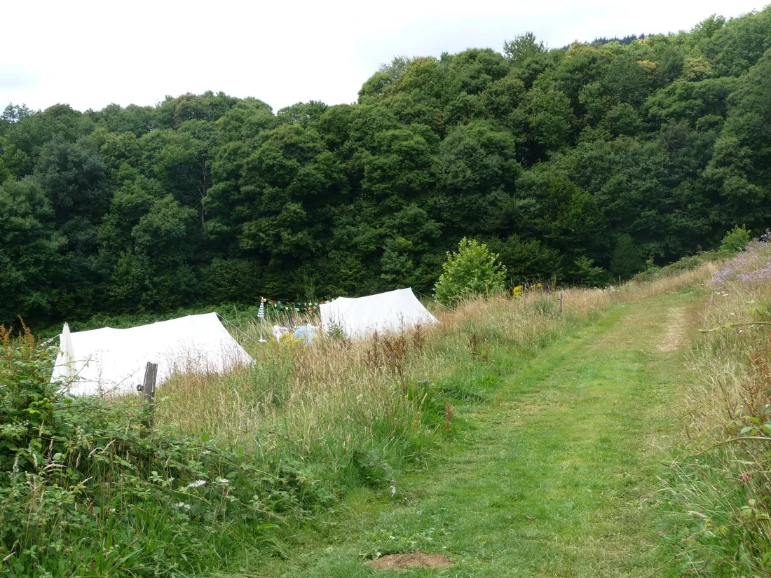 camping-la-fort-du-morvan-larochemillay-nvizp