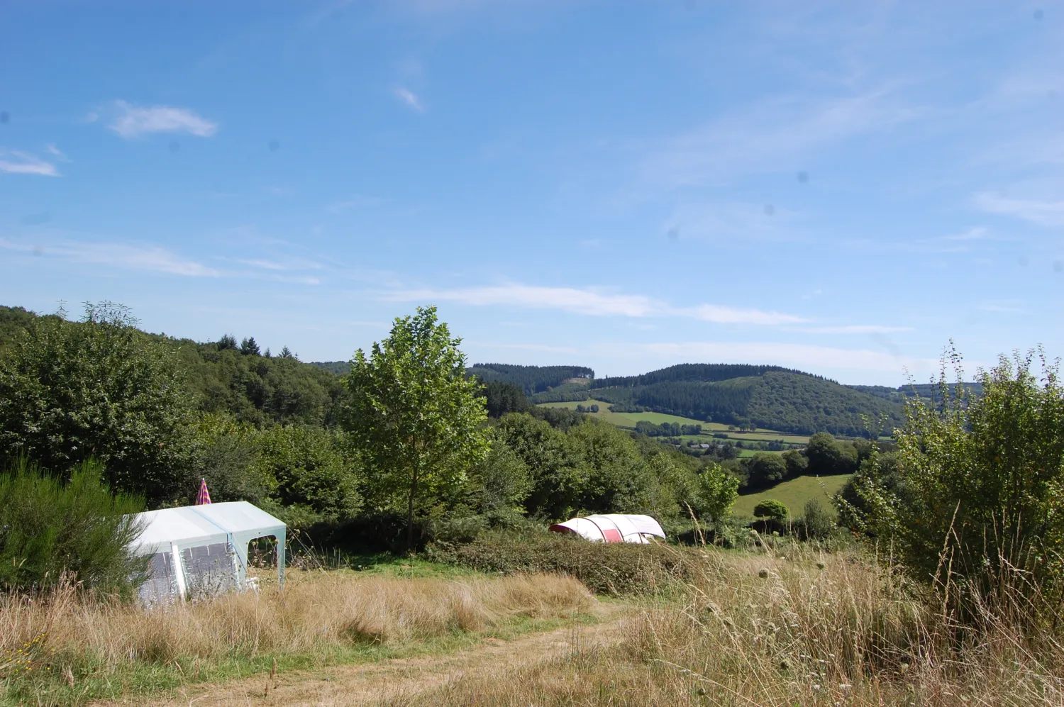camping-la-fort-du-morvan-larochemillay-tqhle