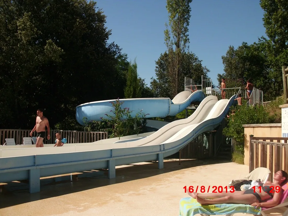 camping-le-montant-sarlat-mhk2p