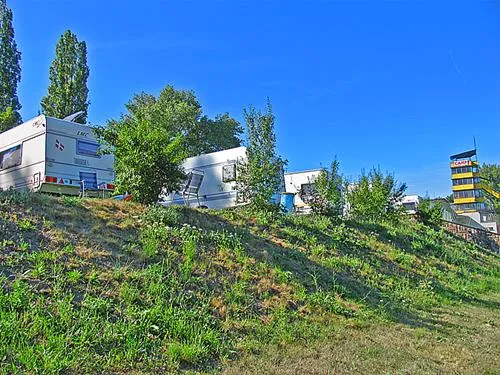 caravan-camping-praha-5-cw3cc