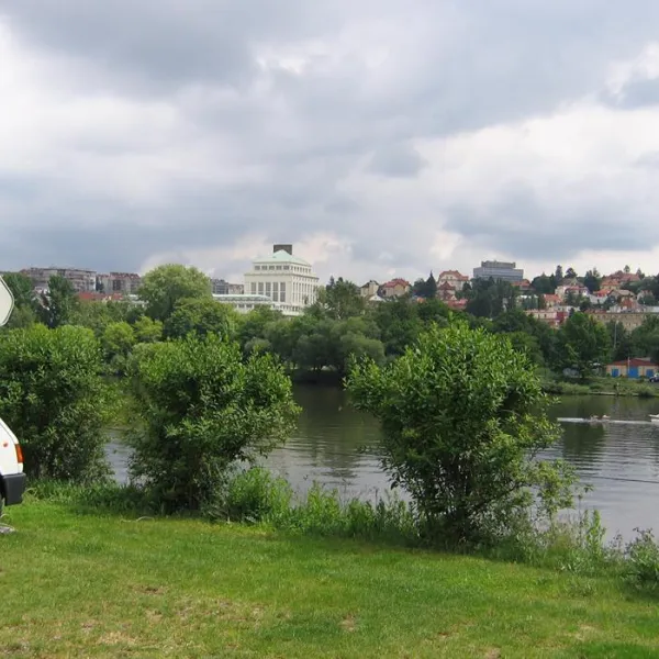 caravan-camping-praha-5-yievm