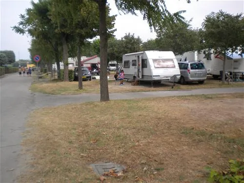 campeggio-del-garda-peschiera-del-garda-hzx7t