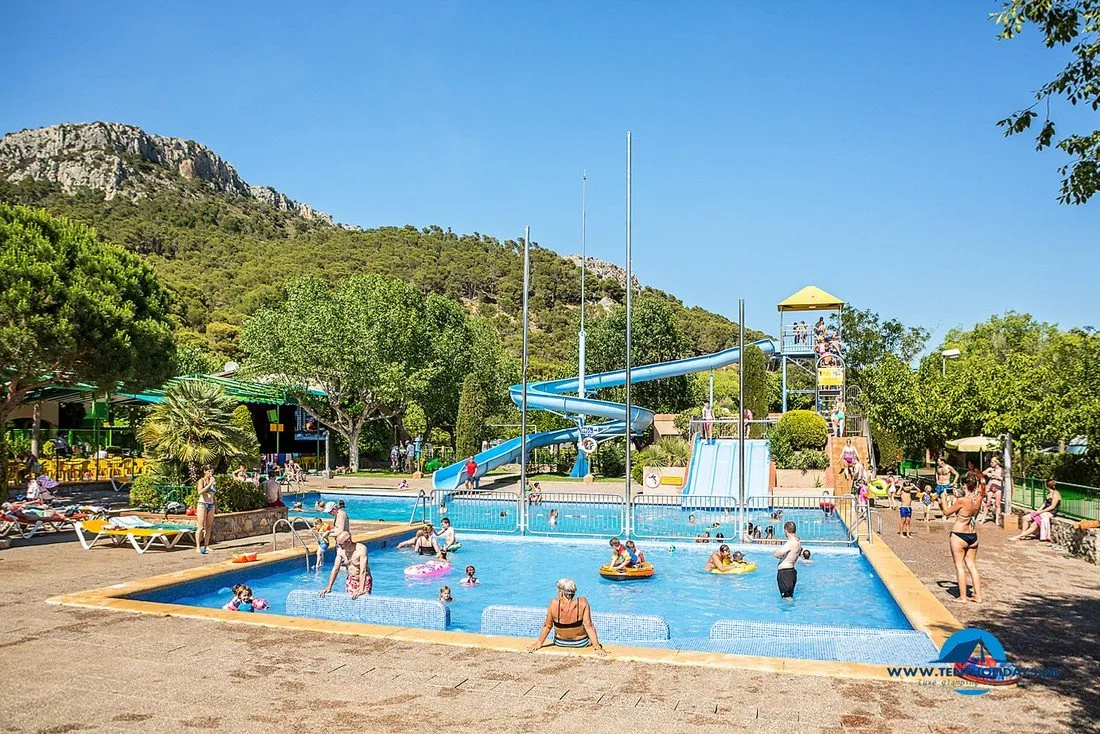castell-montgri-glamping-lestartit-x2ivq