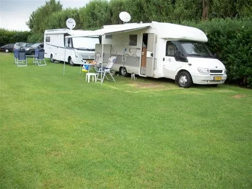 de-groene-strook-vrouwenpolder-gufq6