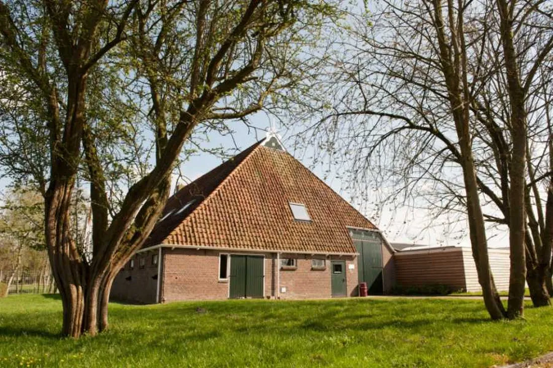 kampeerboerderij-de-trije-peppels-heeg-nsygz