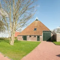 kampeerboerderij-de-trije-peppels-heeg-xq0qs