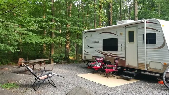 boulder-woods-campground-green-lane-dvhlb